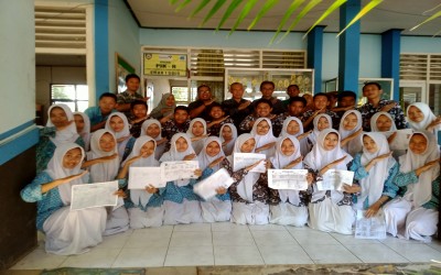 DUKCAPIL Kabupaten Deli Serdang MEMFASILITASI LAYANAN PEREKAMAN E-KTP DI SMAN 2 Dumai