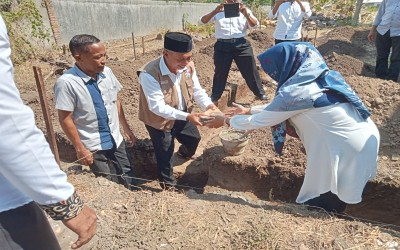 Peletakkan Batu Pertama Renovasi Pembangunan Masjid Pendidikan Ulil Al-Bab SMAN 2 Dumai